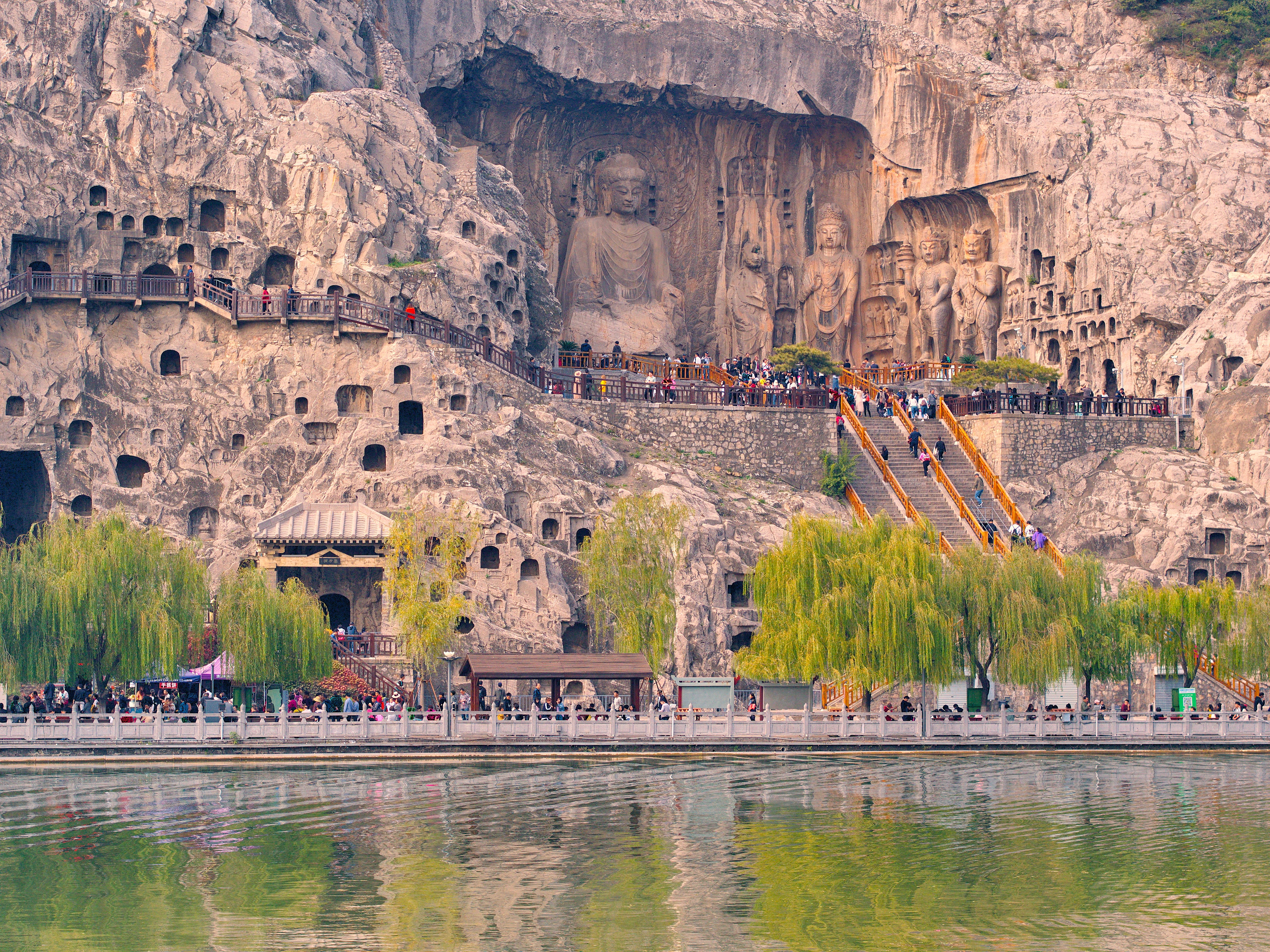 Čína, Jaskyne Longmen