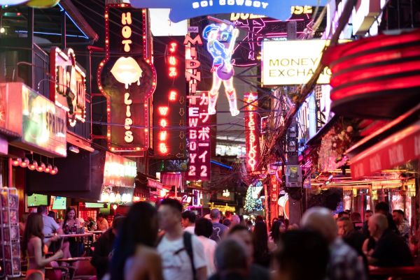 THAJSKO_soi-cowboy_600